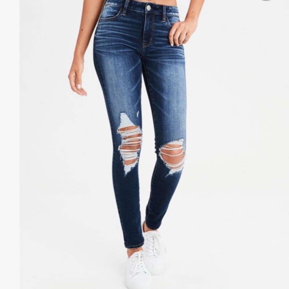 Super Stretch Distressed Jeggings